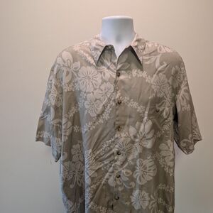 Men's Casual Floral Button-Down Shirt